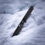 rhino-tactical-knife-stuck-in-desert-sand